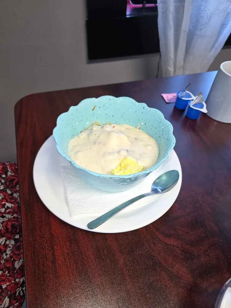 Breakfast Bowl with Sausage and Hashbrowns